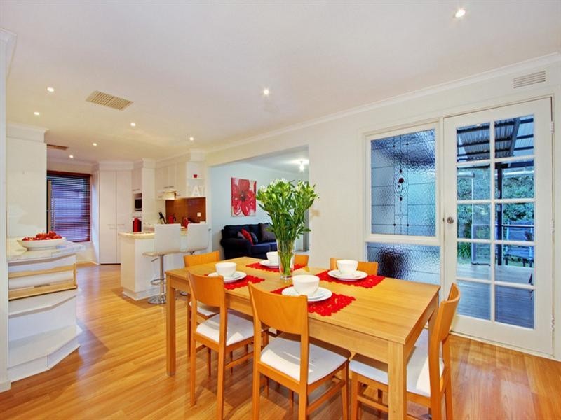 61 BONNIE VIEW Road, Croydon North VIC 3136