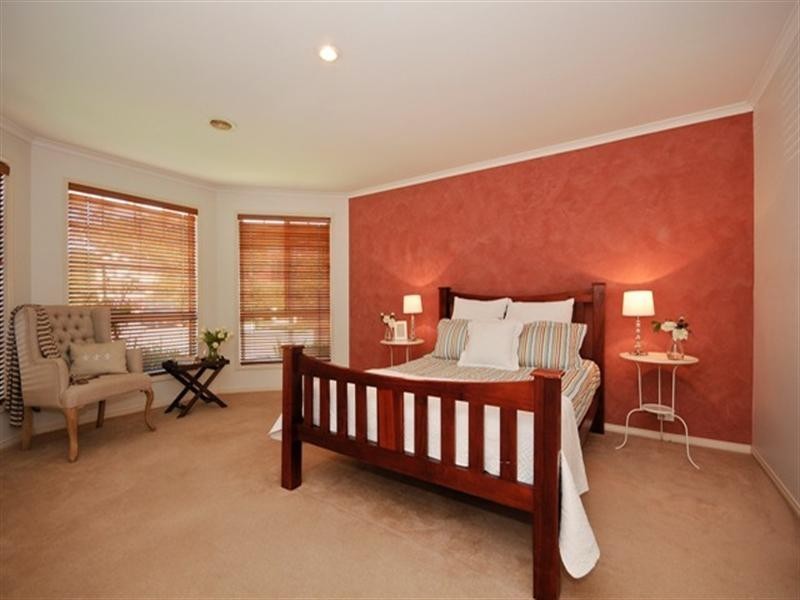 14 EDEN Way, Kilsyth VIC 3137