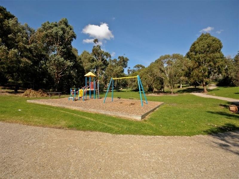 14 EDEN Way, Kilsyth VIC 3137