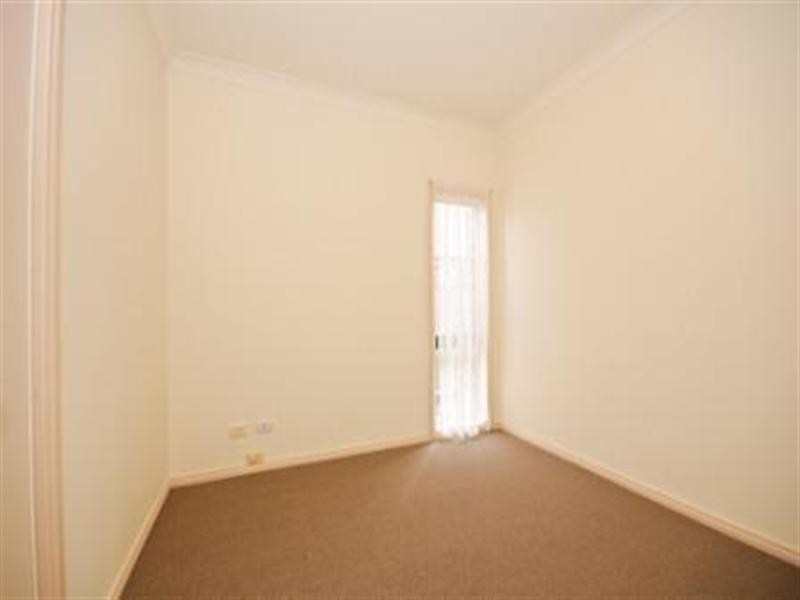 25 Chatswood Grove, Chirnside Park VIC 3116