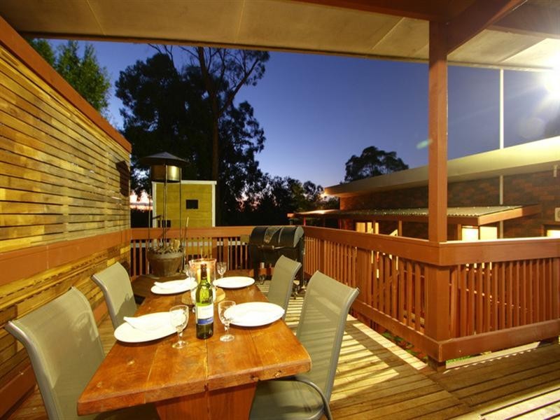 501 SHEFFIELD ROAD North, Montrose VIC 3765