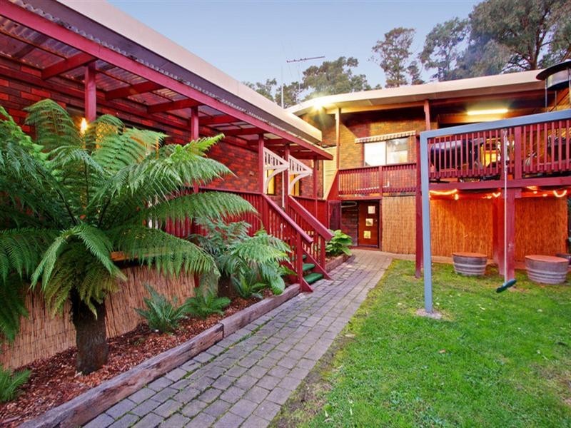 501 SHEFFIELD ROAD North, Montrose VIC 3765