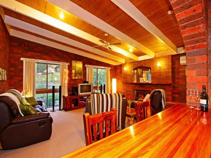 501 SHEFFIELD ROAD North, Montrose VIC 3765