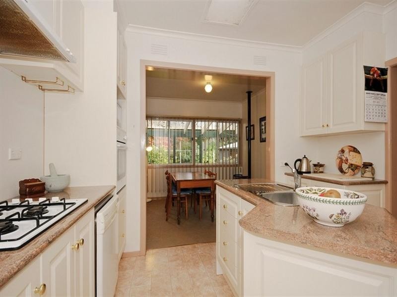 23 TENNYSON Avenue, Kilsyth VIC 3137