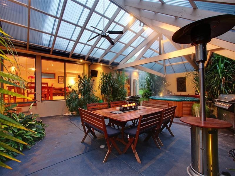 20 BOWNESS Court, Croydon Hills VIC 3136