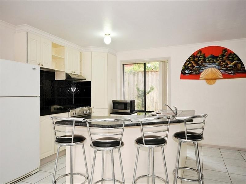 31 STRATHFIELD Parade, Croydon VIC 3136