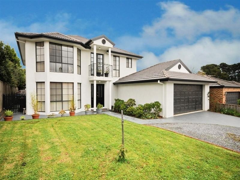 31 STRATHFIELD Parade, Croydon VIC 3136