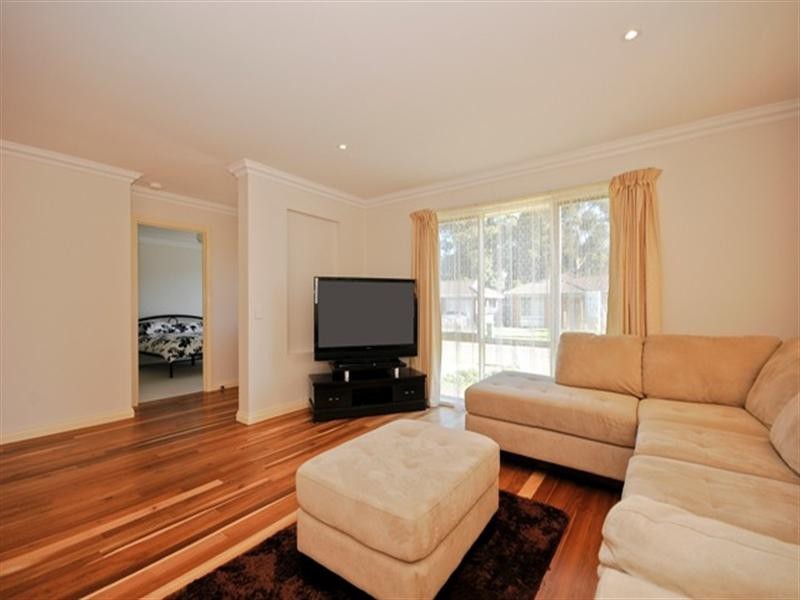 5 Monaro Court, Mooroolbark VIC 3138