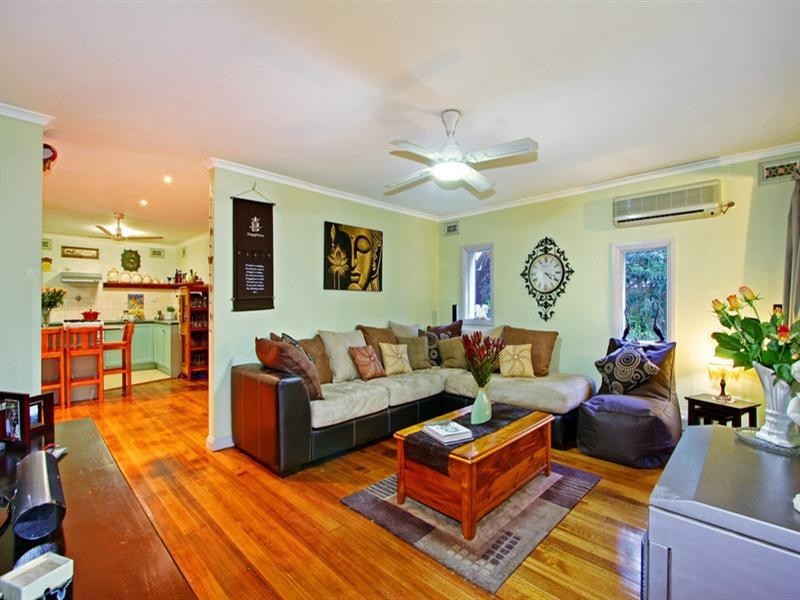 11 ALFRED Street, Wandin North VIC 3139