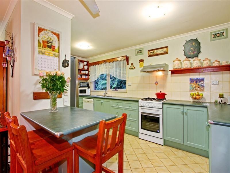 11 ALFRED Street, Wandin North VIC 3139