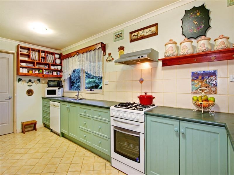 11 ALFRED Street, Wandin North VIC 3139