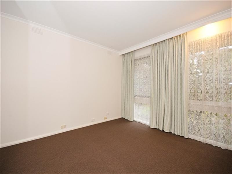 9 Brenda Court, Croydon VIC 3136