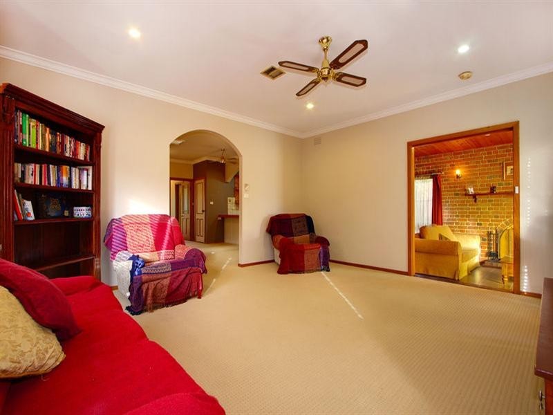 384 MAROONDAH Highway, Croydon VIC 3136