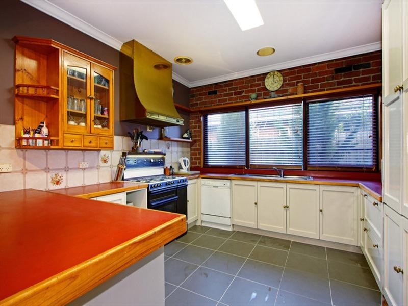 384 MAROONDAH Highway, Croydon VIC 3136