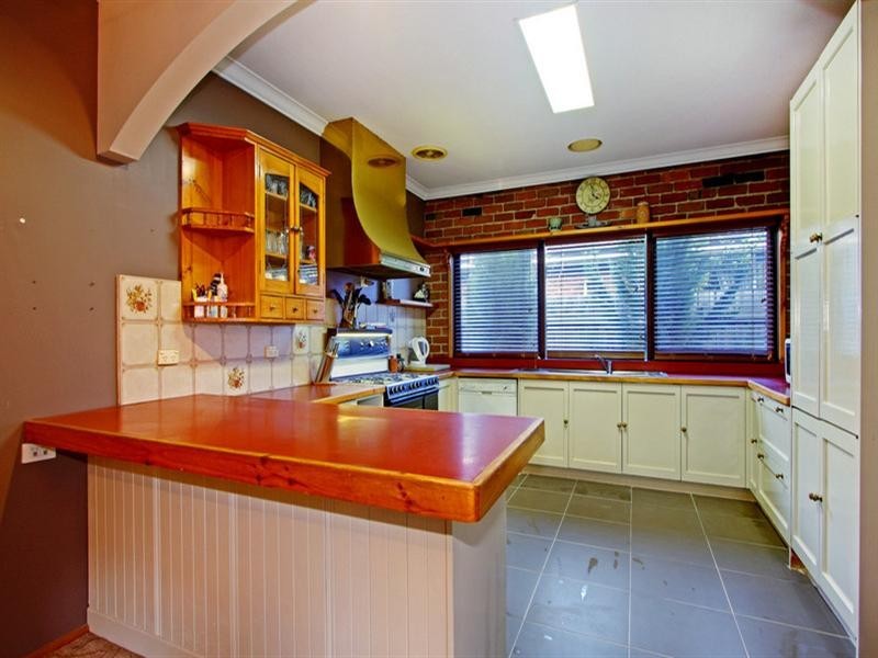 384 MAROONDAH Highway, Croydon VIC 3136