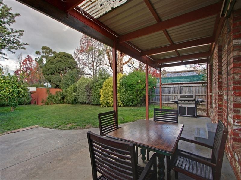 384 MAROONDAH Highway, Croydon VIC 3136