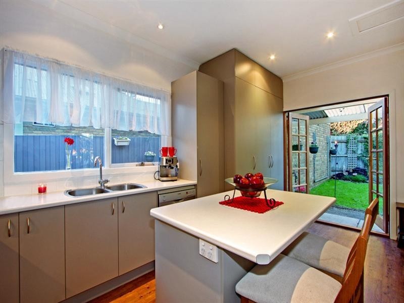 3 ZEALANDIA Road, Croydon North VIC 3136