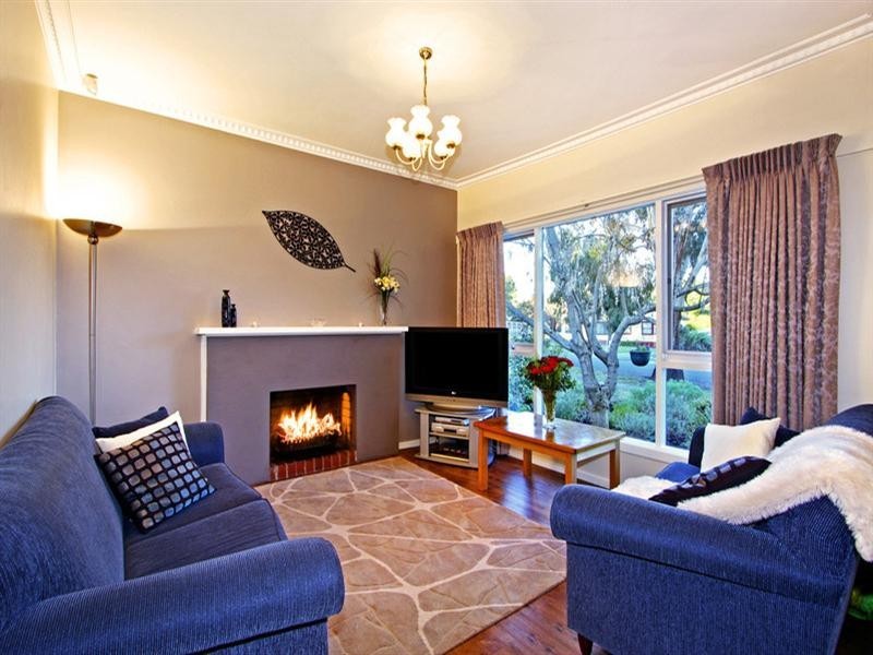 3 ZEALANDIA Road, Croydon North VIC 3136