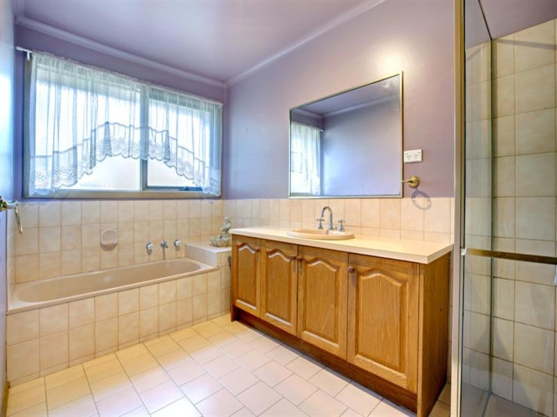 55 Croydon Hills Drive, Croydon Hills VIC 3136