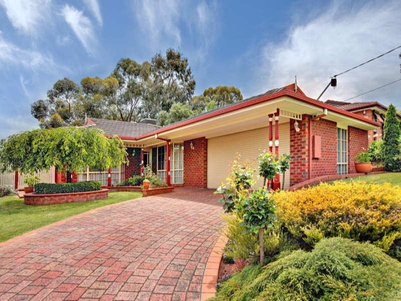7 Mulduri Crescent, Croydon South VIC 3136