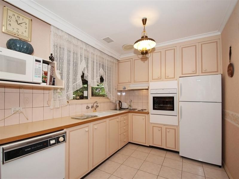 9 KINTA Court, Croydon North VIC 3136