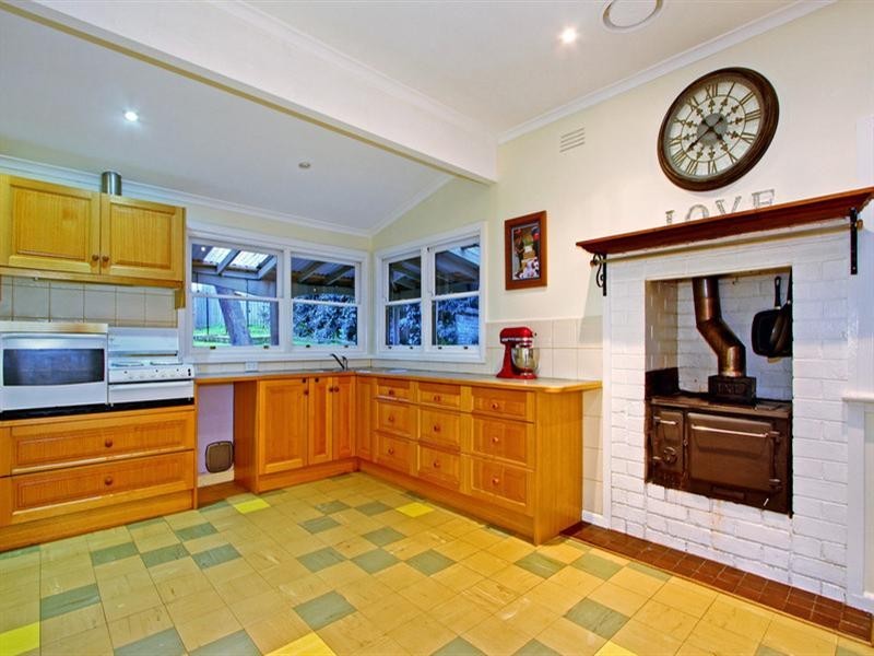 19 CLEMATIS Road, Mount Evelyn VIC 3796