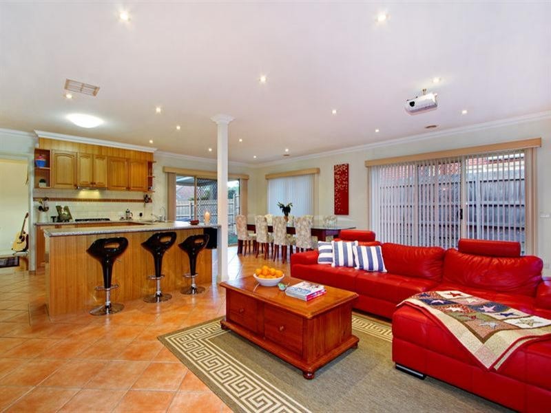 298 MAROONDAH Highway, Croydon VIC 3136