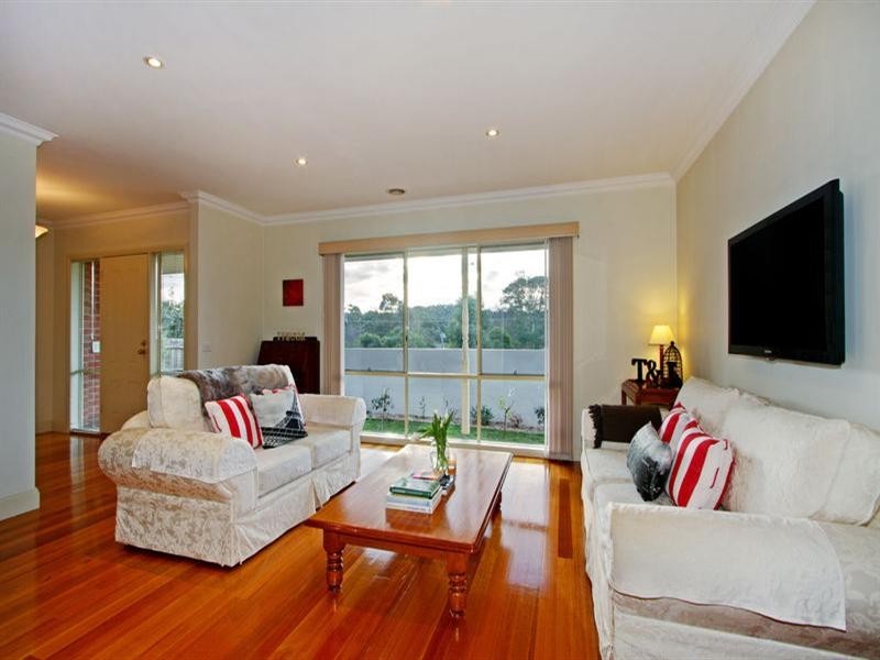 298 MAROONDAH Highway, Croydon VIC 3136