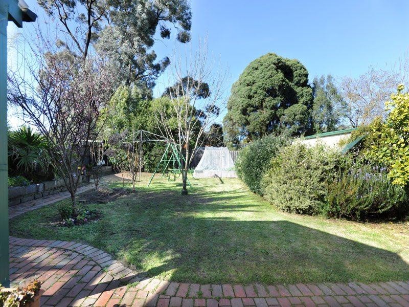 34 BAMBRA Street, Croydon VIC 3136