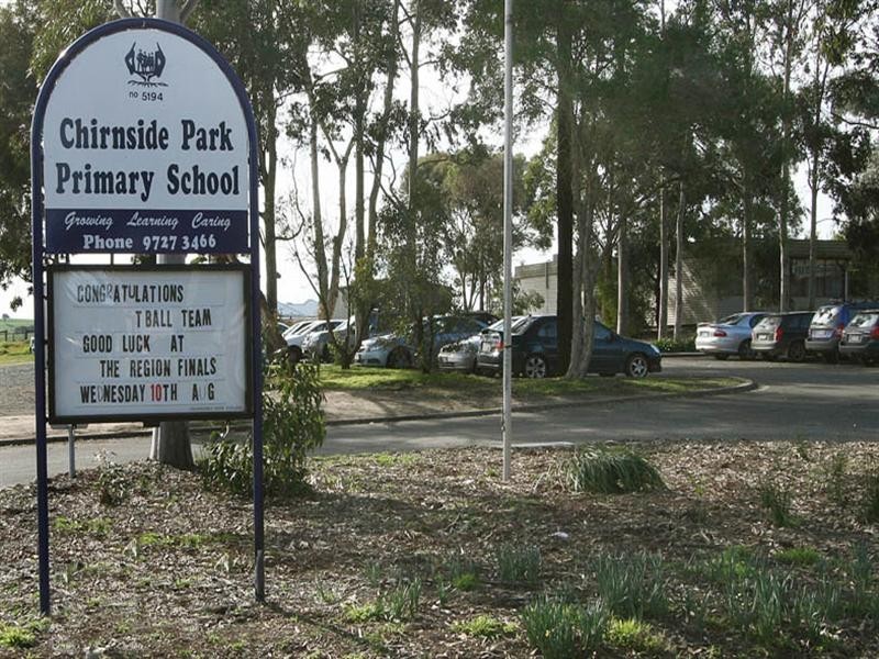 4 CAROLE Avenue, Chirnside Park VIC 3116