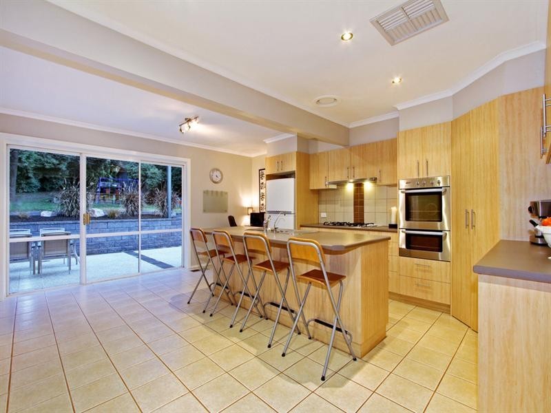 74 BELVEDERE Drive, Montrose VIC 3765