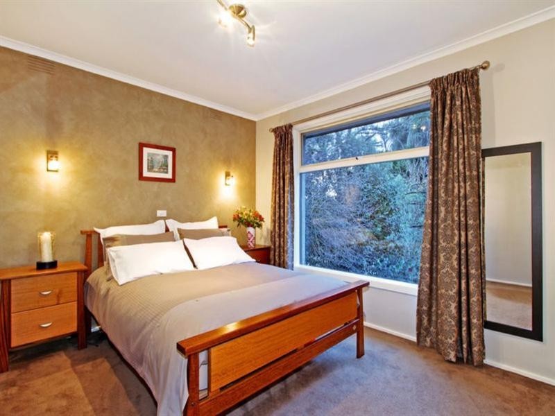 74 BELVEDERE Drive, Montrose VIC 3765