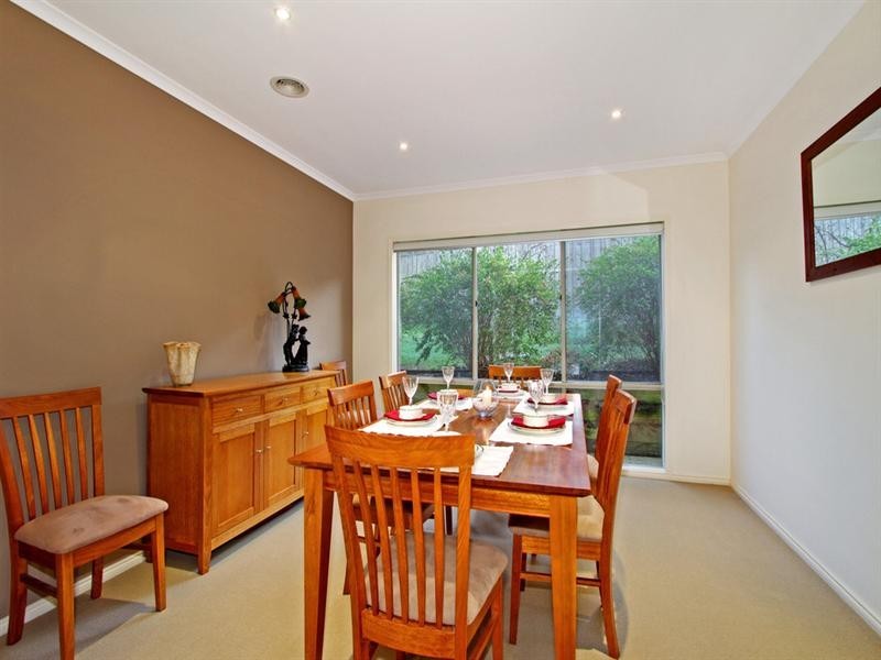 4 FROME Street, Croydon VIC 3136