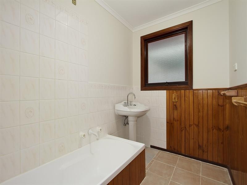 2 COREEN Street, Croydon VIC 3136