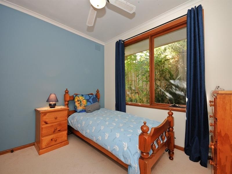 5 ROSS PINCOTT Drive, Mooroolbark VIC 3138