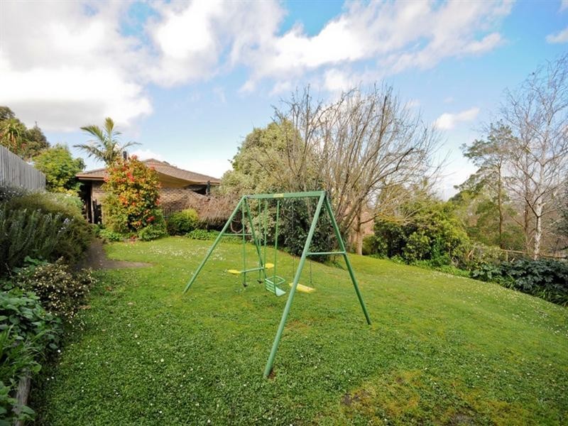 5 ROSS PINCOTT Drive, Mooroolbark VIC 3138