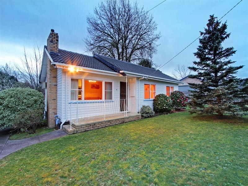 16 TIMEWELL Crescent, Boronia VIC 3155