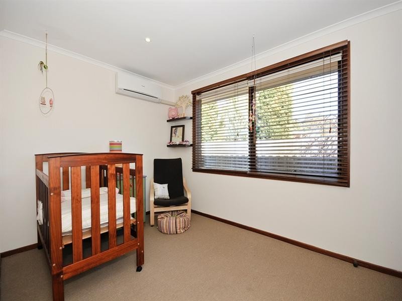 45 ALLAMBANAN Drive, Bayswater North VIC 3153