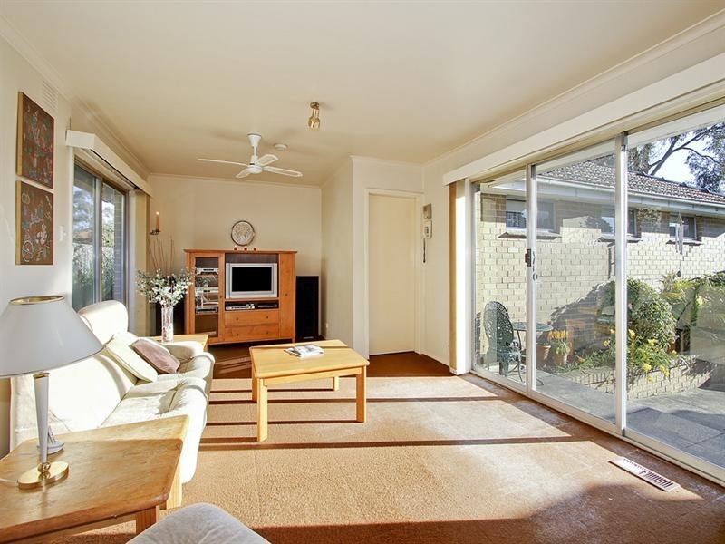 12 Wallara Crescent, Croydon VIC 3136