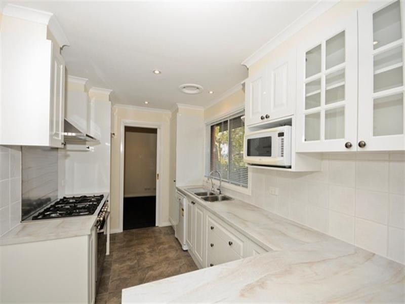 17 Grant Drive, Bayswater North VIC 3153