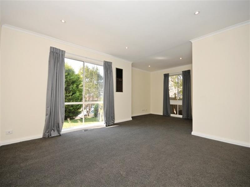 17 Grant Drive, Bayswater North VIC 3153