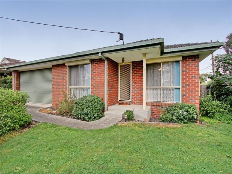 124 HULL Road, Croydon VIC 3136