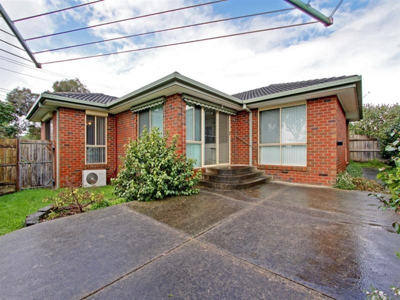 124 HULL Road, Croydon VIC 3136