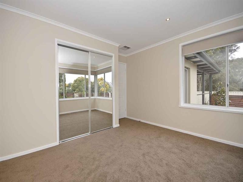 76 CAVE HILL Road, Lilydale VIC 3140
