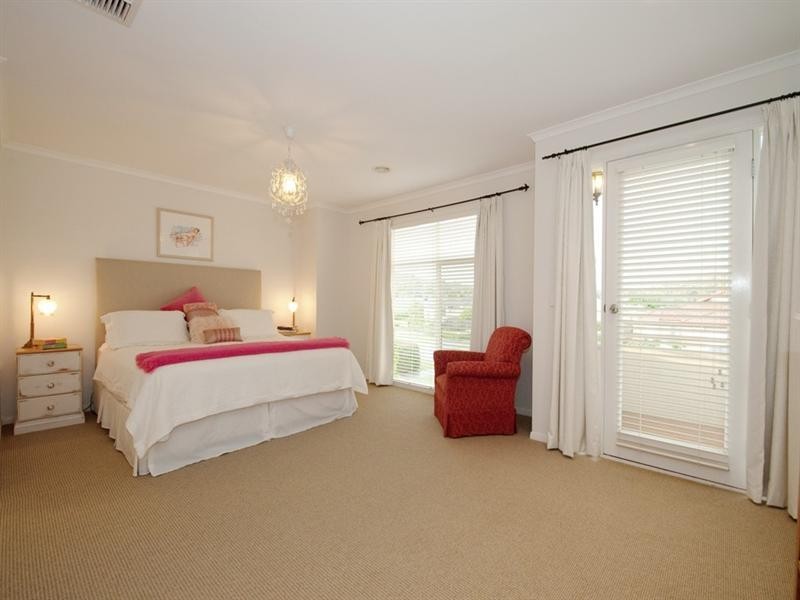 14 GLENPARK Drive, Wonga Park VIC 3115