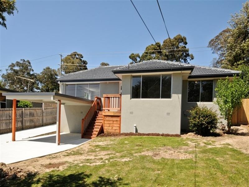 11 Glen Dhu Road, Kilsyth VIC 3137