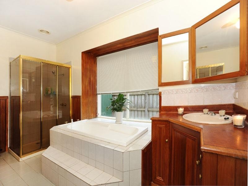 382 DORSET Road, Croydon VIC 3136