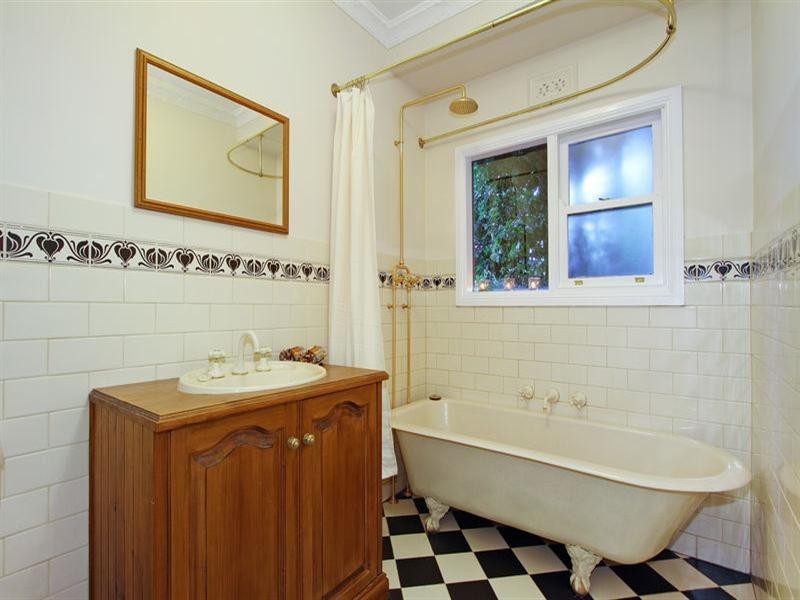 11 Alwyn Street, Croydon VIC 3136