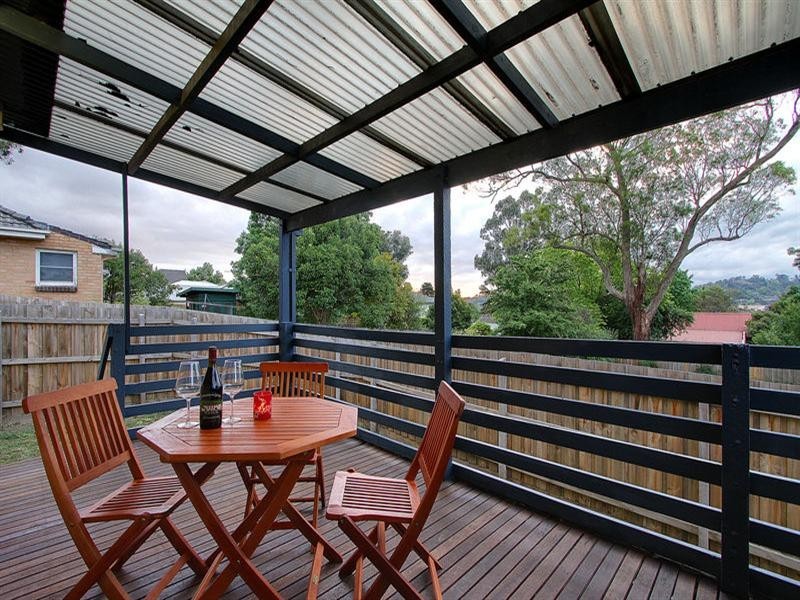 11 Alwyn Street, Croydon VIC 3136