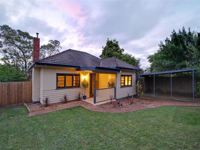 11 Alwyn Street, Croydon VIC 3136